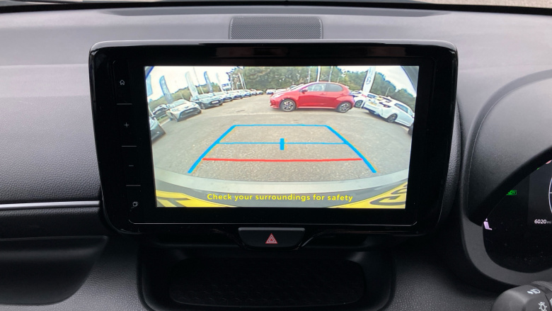 Toyota Yaris 1.5 Hybrid Design 5dr CVT Hybrid Hatchback